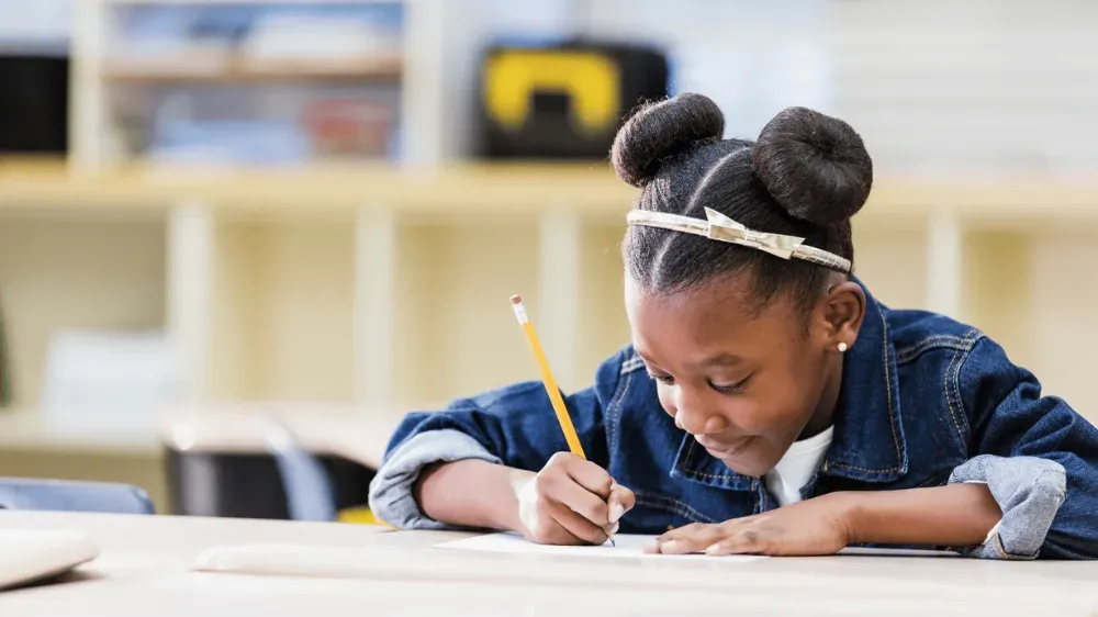 Improve Student Writing through Effective Reviewing and Revising Strategies